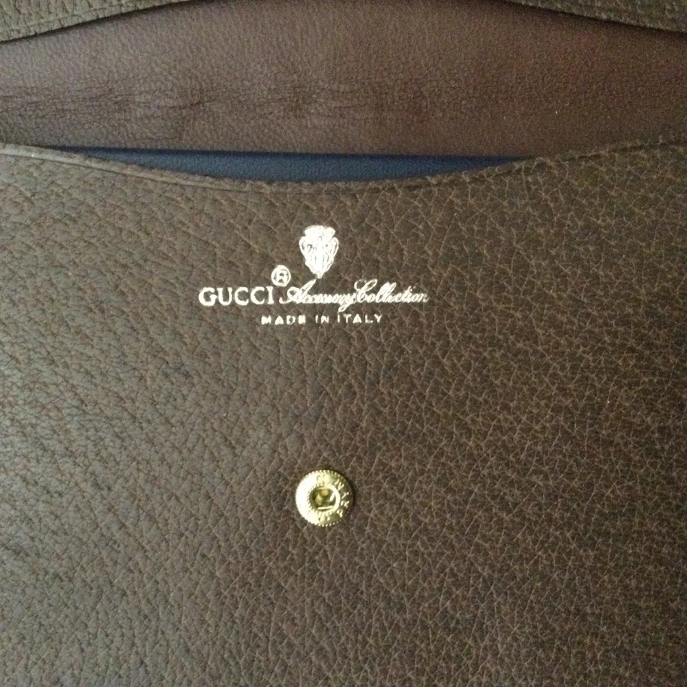 Vintage Gucci Accessory Collection Passport Holder - Picture 7 of 8